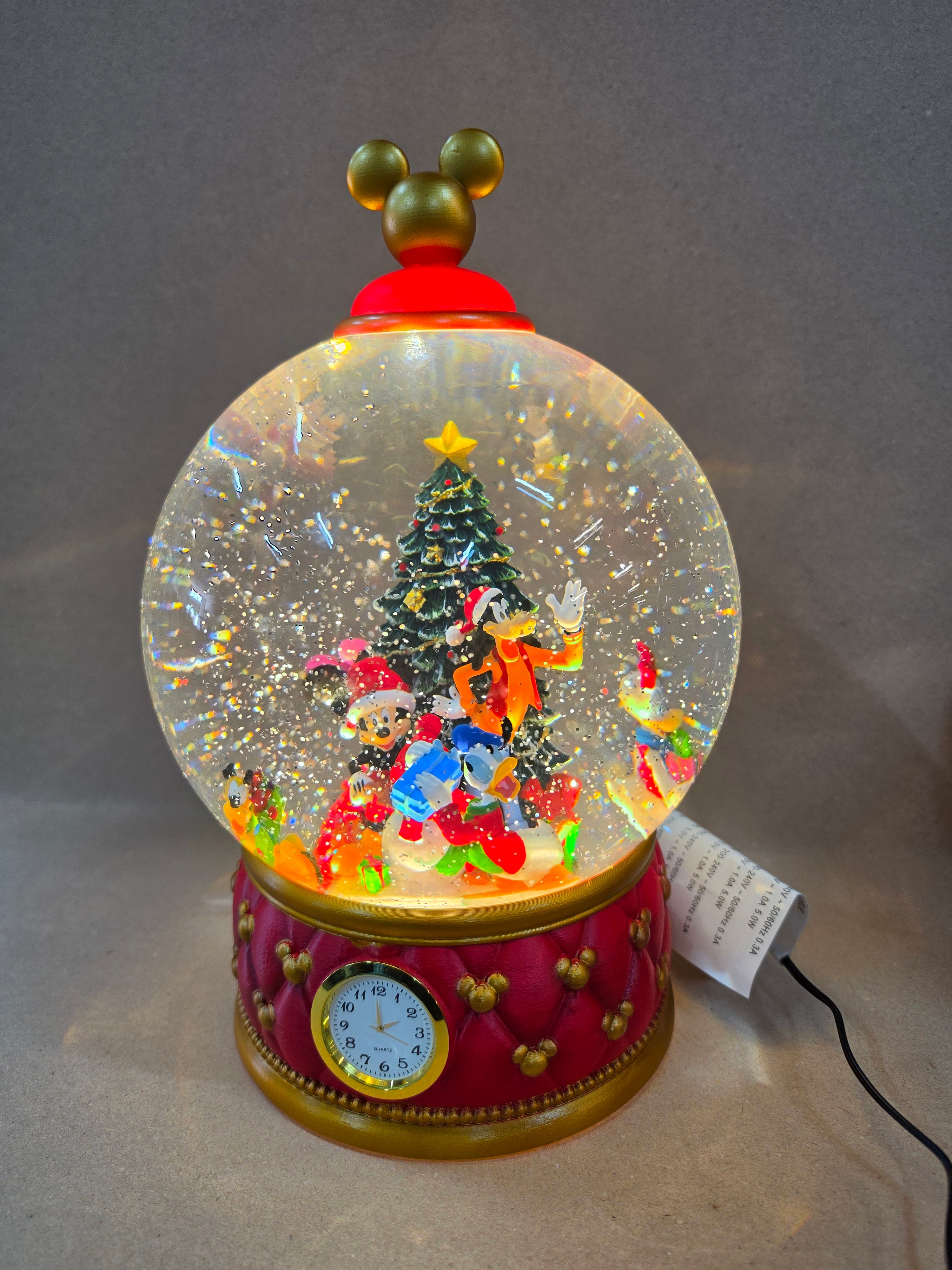 Disney Mickey and friend snowglobe spinning