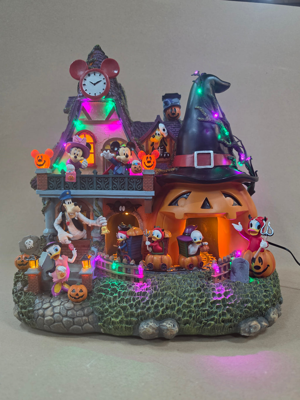 Disney halloween pompoen huis