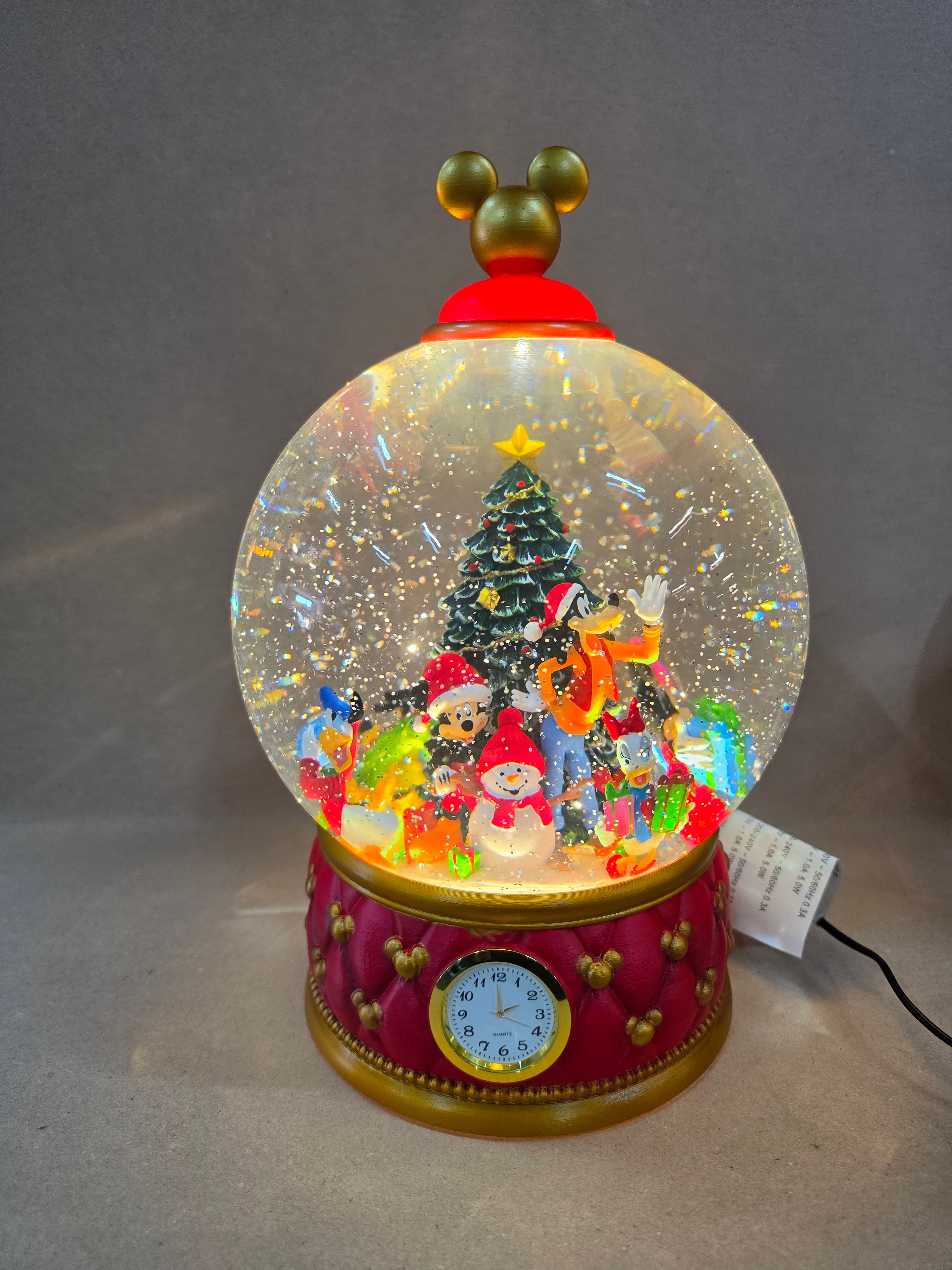 Disney Mickey and friend snowglobe spinning