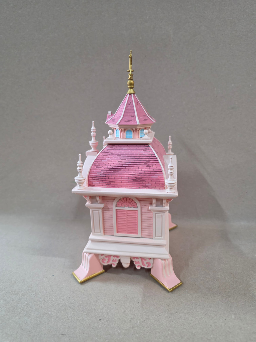 Disneyland hotel klok