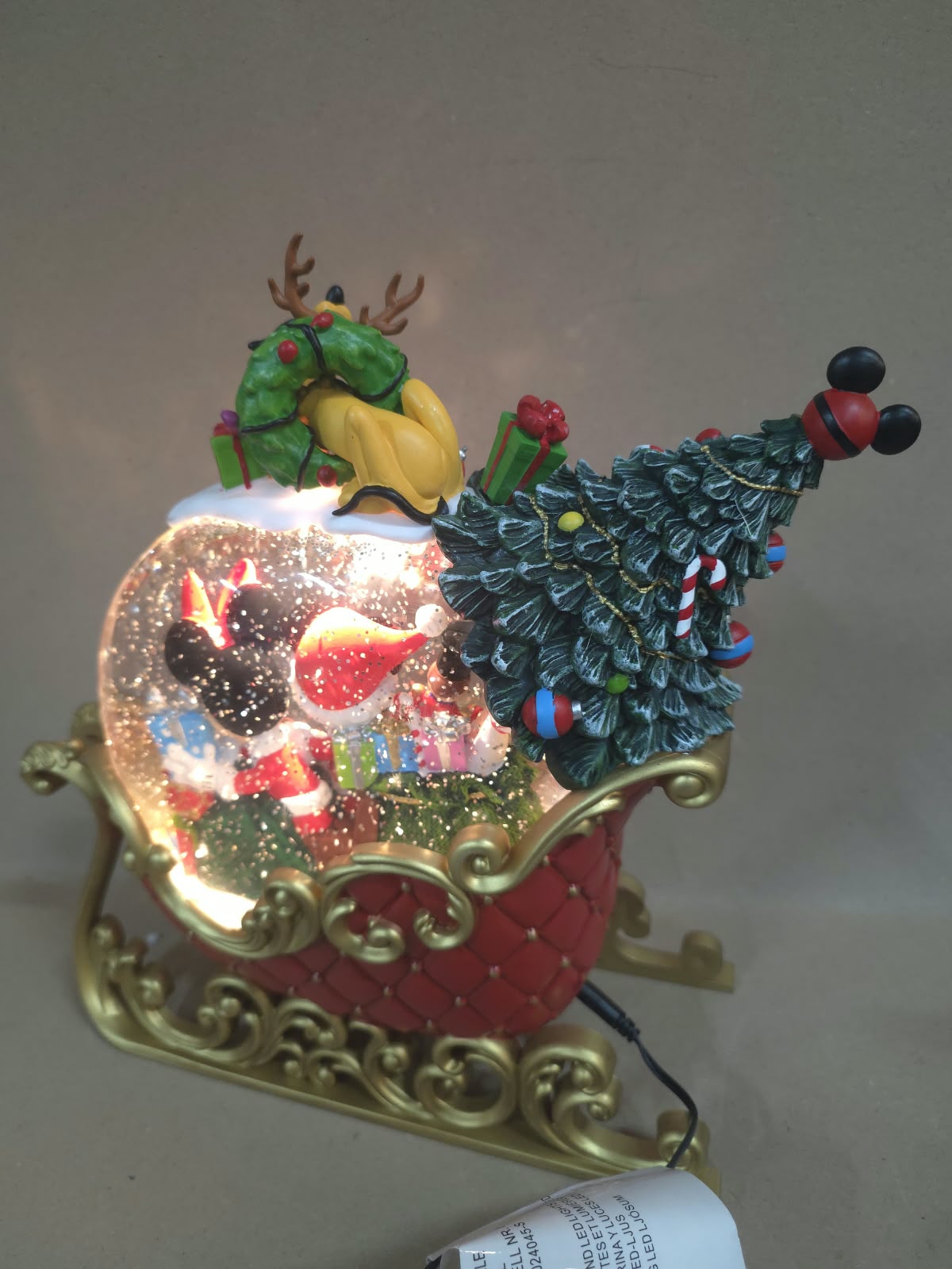 Mickey en minnie slee globe