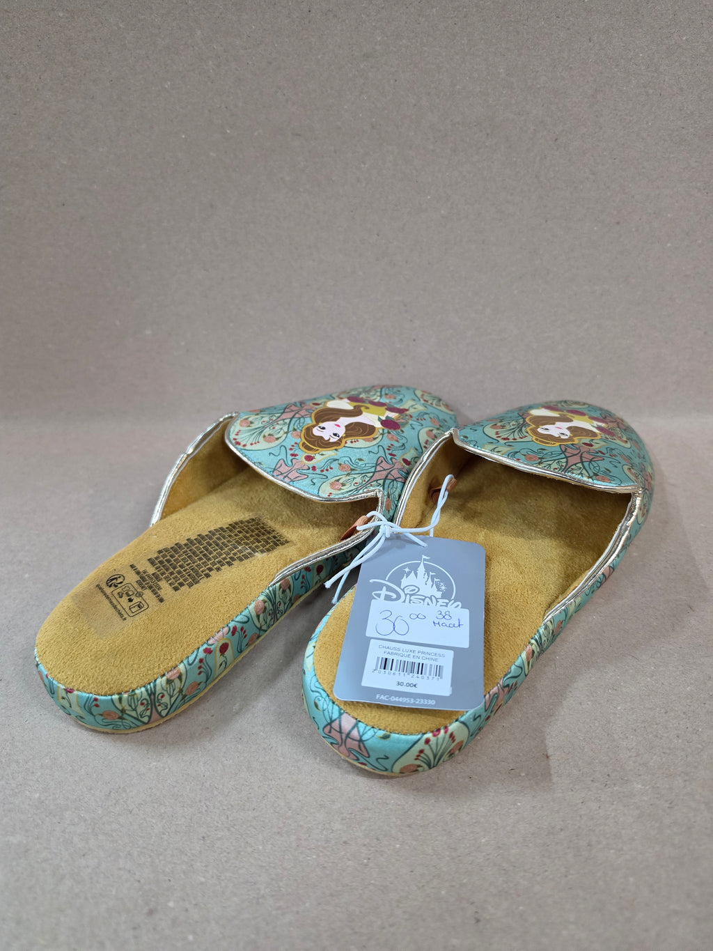 Belle and the beast pantoffels maat 38