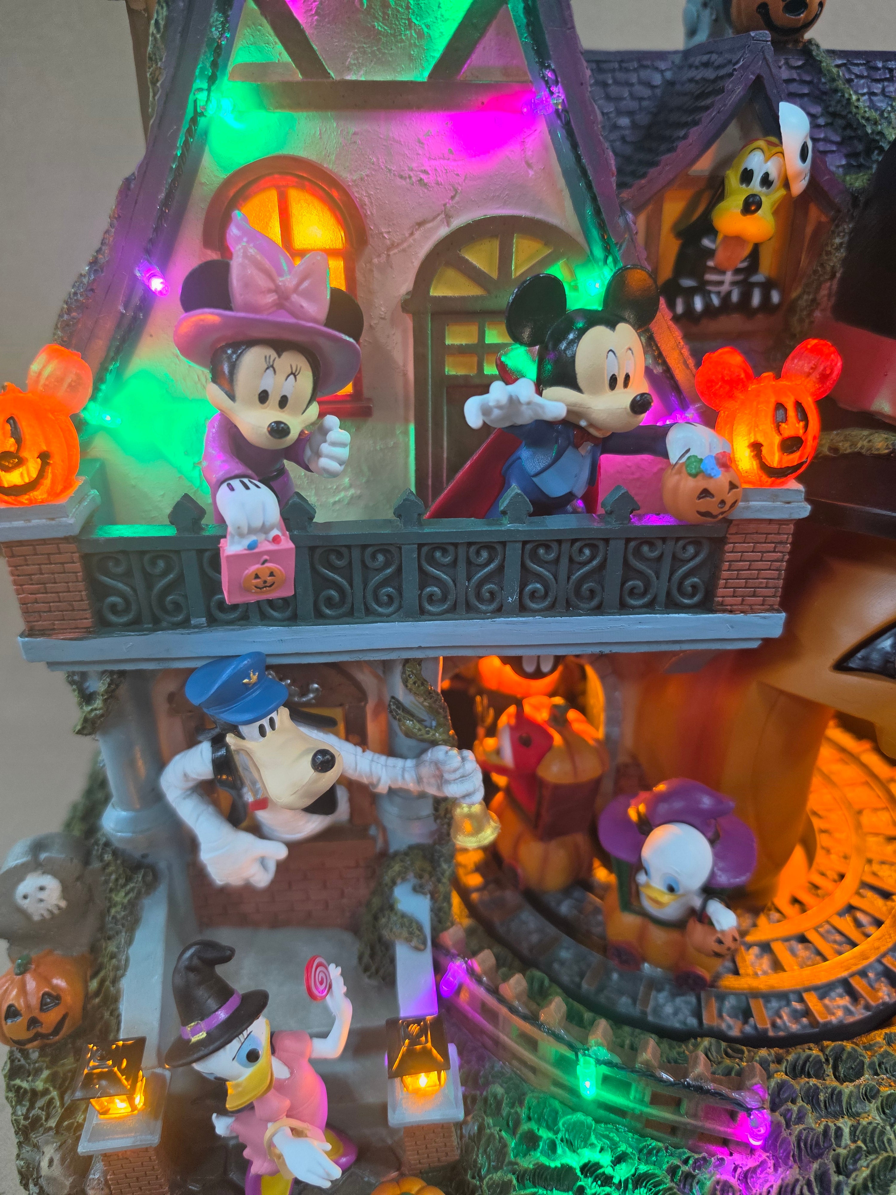 Disney halloween pompoen huis