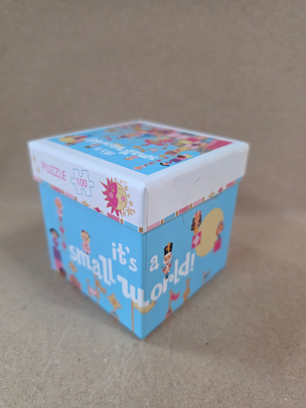 Small world mini puzzel