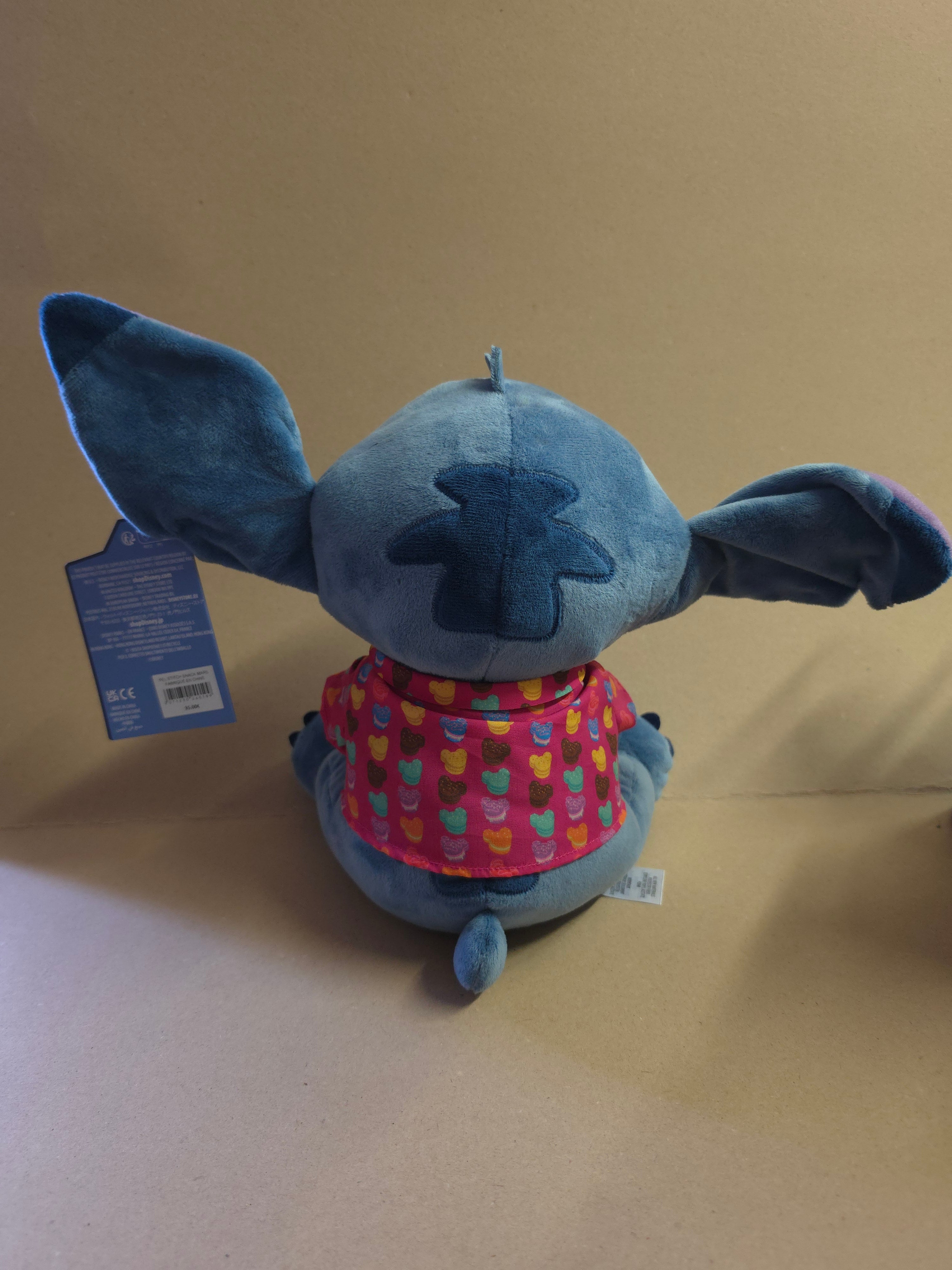 Stitch Snack attrack macaron plush