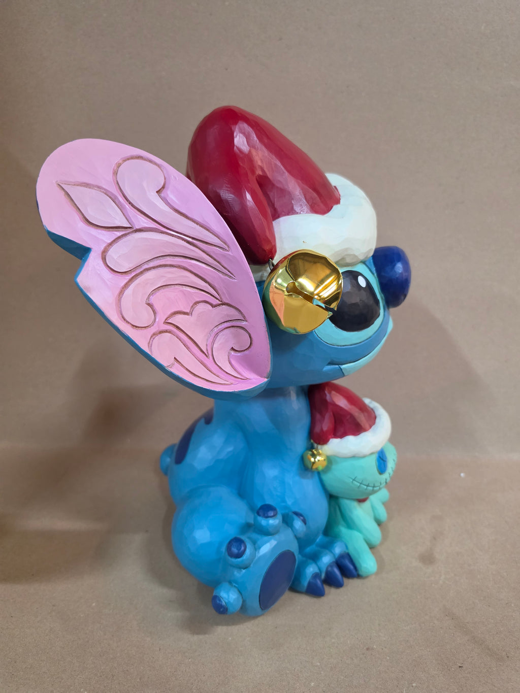 Stitch met scrump  jim shore exclusive