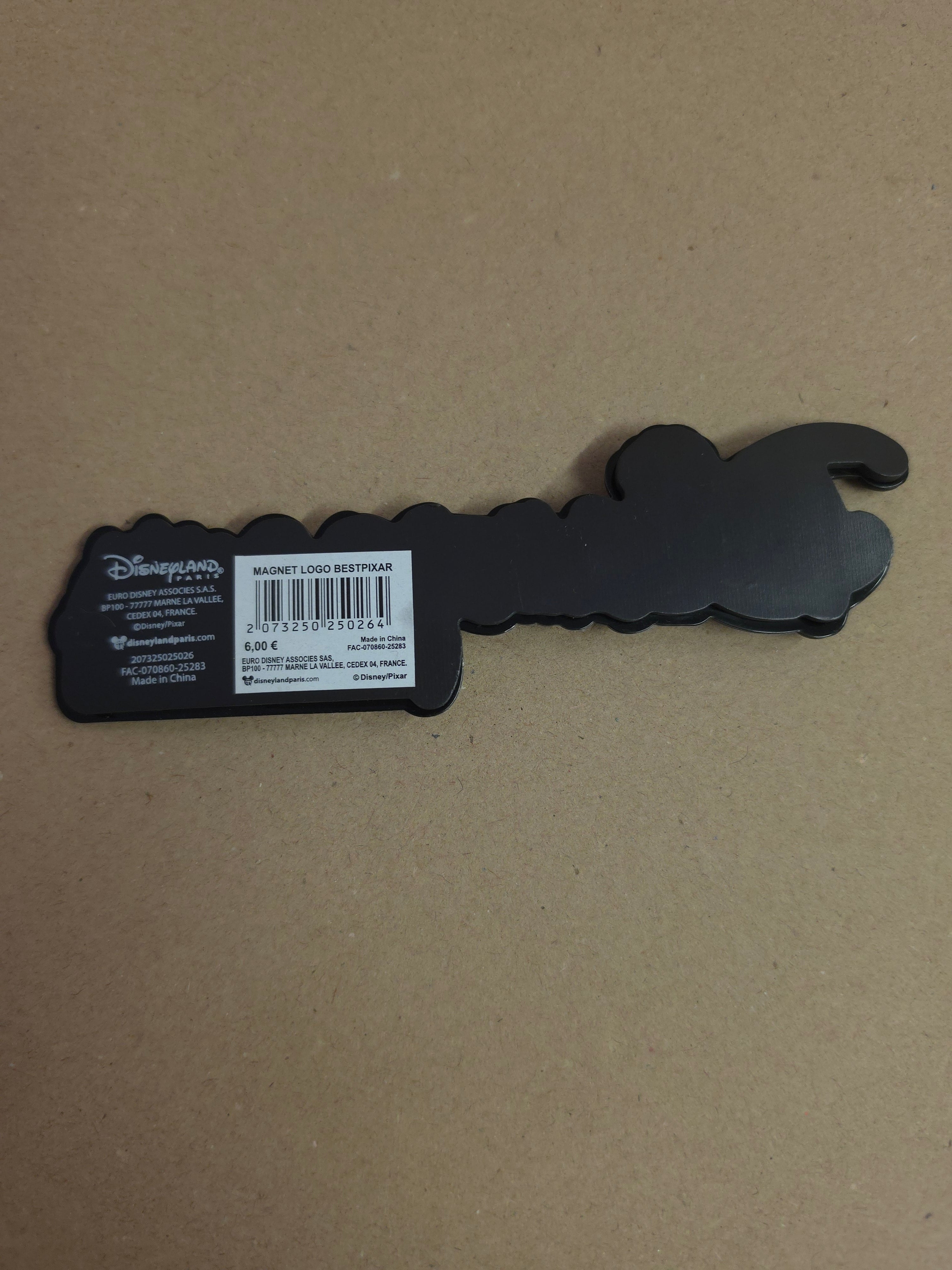 Disneyland paris black 3D magneet