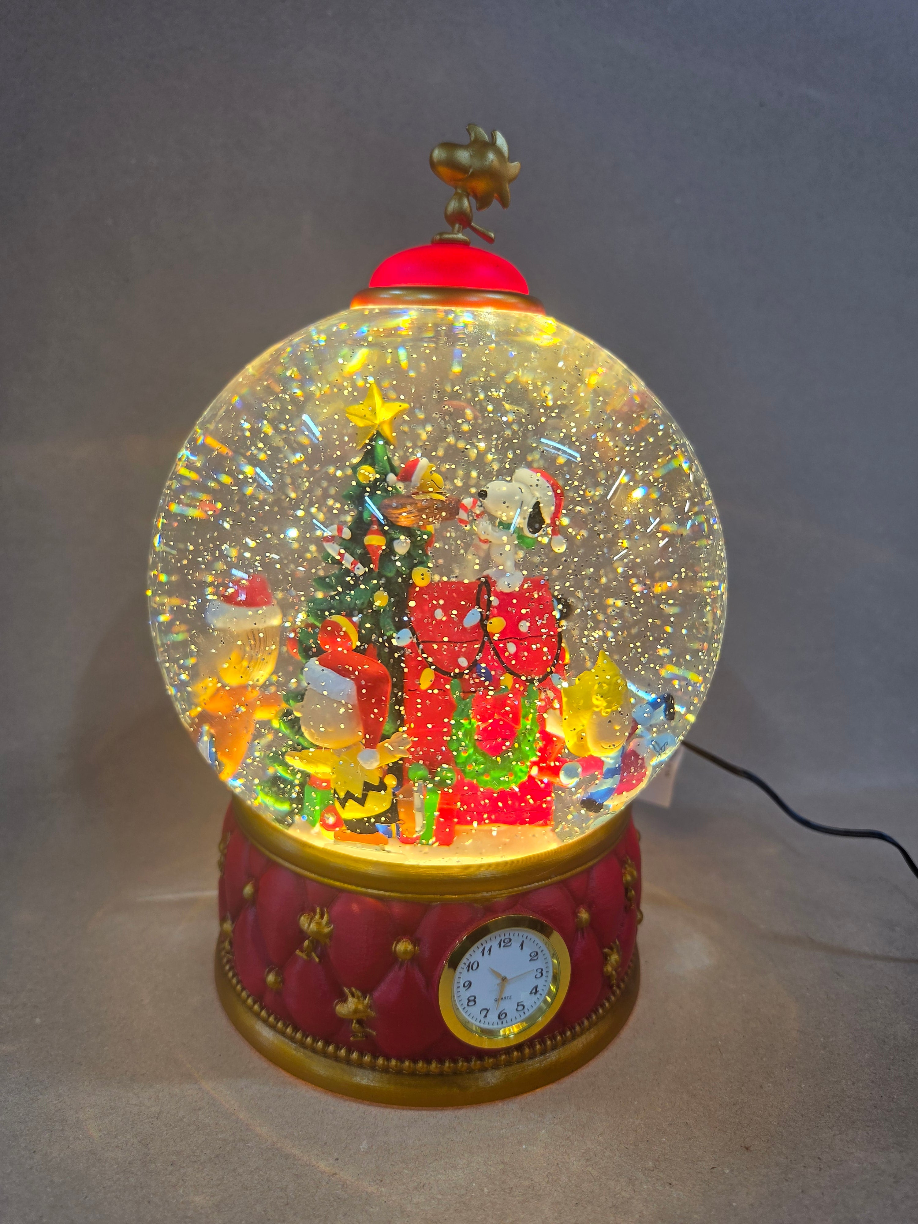 Snoopy kerst snowglobe